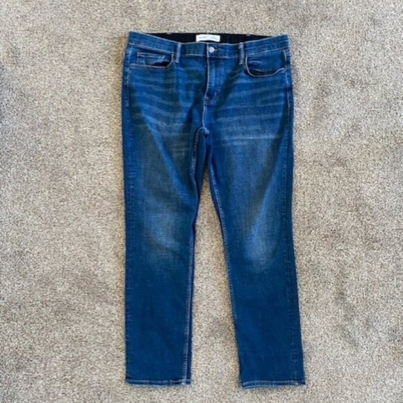 OLD NAVY Men's Distressed Slim Built-In Flex Denim Blue Jeans 39 - Picture 3 of 9